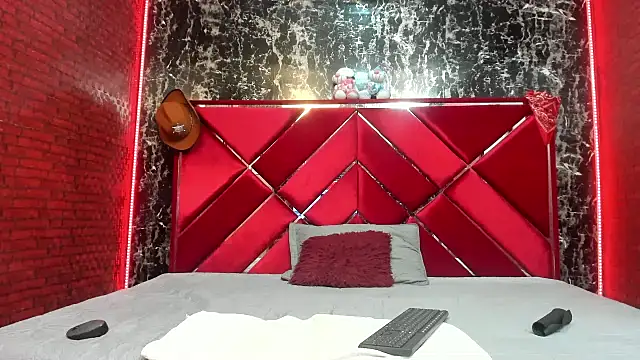 ShyElenaX online show from May 26, 8:16 pm