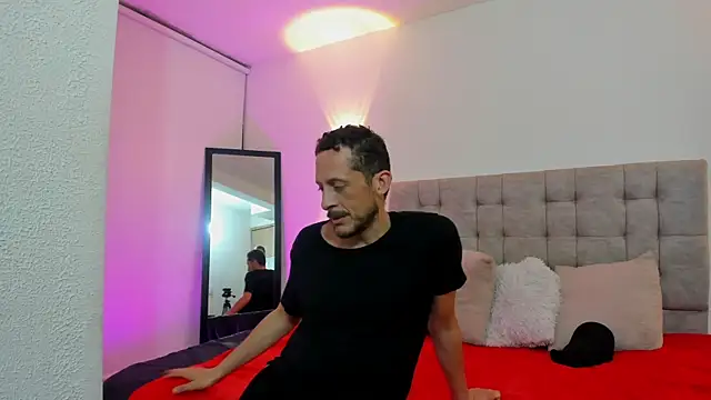 DarkRomanceXXX online show from May 17, 3:48 am