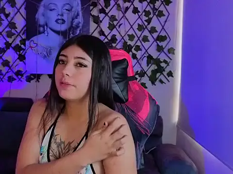 Snapshot of Gabriella_live18 chatting on May 6, 7:08 pm Gabriella live18 online show from May 6, 7:08 pm