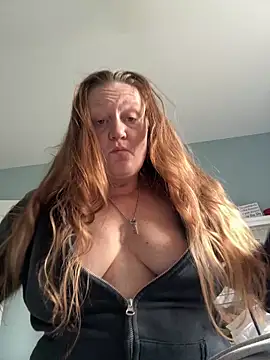 Snapshot of Kellilyn10 chatting on May 16, 6:17 pm Kellilyn10 online show from May 16, 6:17 pm
