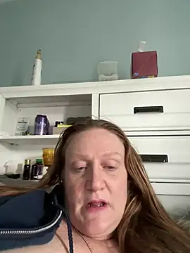 Snapshot of Kellilyn10 chatting on May 20, 2:34 pm Kellilyn10 online show from May 20, 2:34 pm