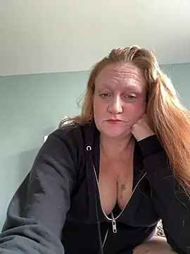 Snapshot of Kellilyn10 chatting on May 24, 7:08 pm Kellilyn10 online show from May 24, 7:08 pm