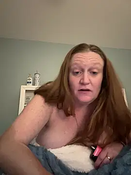 Snapshot of Kellilyn10 chatting on May 29, 4:54 am Kellilyn10 online show from May 29, 4:54 am