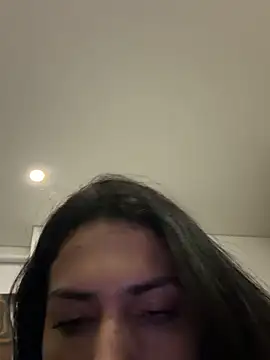 Snapshot of lexxy_g chatting on May 27, 1:57 am lexxy g online show from May 27, 1:57 am