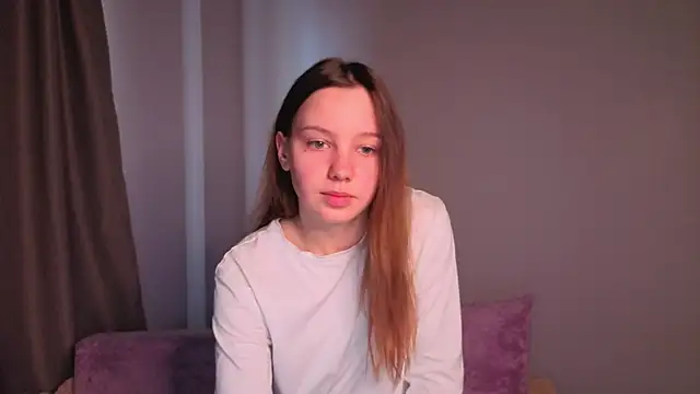 Snapshot of lolytaberry chatting on May 8, 1:55 am lolytaberry online show from May 8, 1:55 am