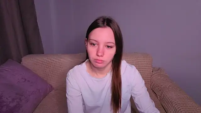 Snapshot of lolytaberry chatting on May 23, 1:33 am lolytaberry online show from May 23, 1:33 am