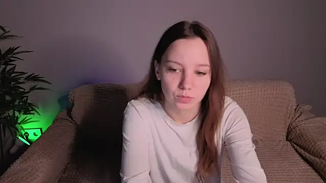 Snapshot of lolytaberry chatting on May 30, 1:46 am lolytaberry online show from May 30, 1:46 am