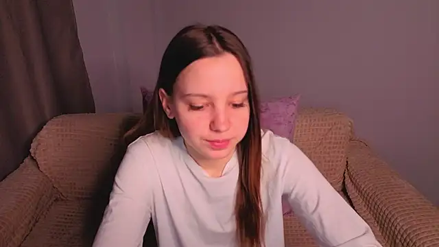 Snapshot of lolytaberry chatting on June 2, 1:40 am lolytaberry online show from June 2, 1:40 am