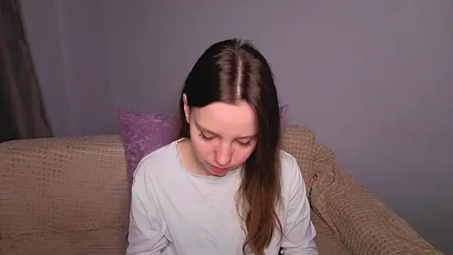 Snapshot of lolytaberry chatting on June 8, 1:39 am lolytaberry online show from June 8, 1:39 am