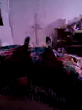 Almircorral2211 online show from June 18, 4:24 am