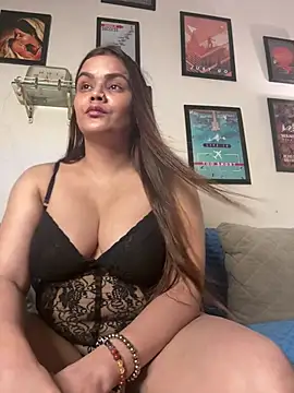 Leena singh online show from July 5, 6:59 pm