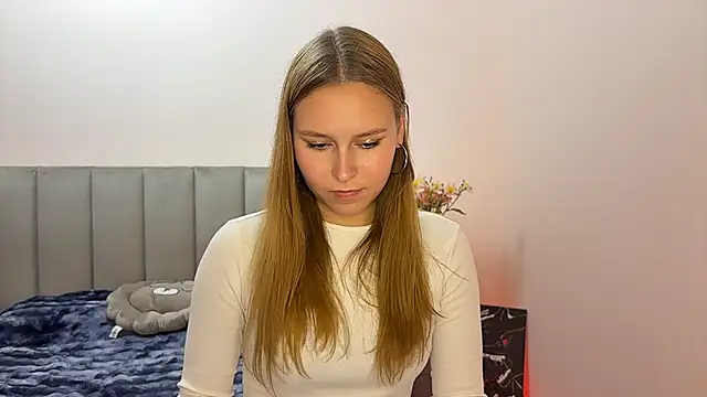 AlisaDreamy online show from May 23, 2:21 pm