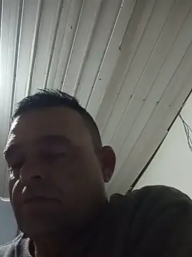 Snapshot of CasalCoupeBrasil chatting on May 21, 7:48 am CasalCoupeBrasil online show from May 21, 7:48 am