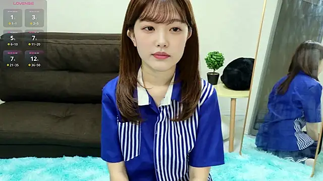 Snapshot of Tsukichan_ chatting on July 8, 2:27 am Tsukichan online show from July 8, 2:27 am