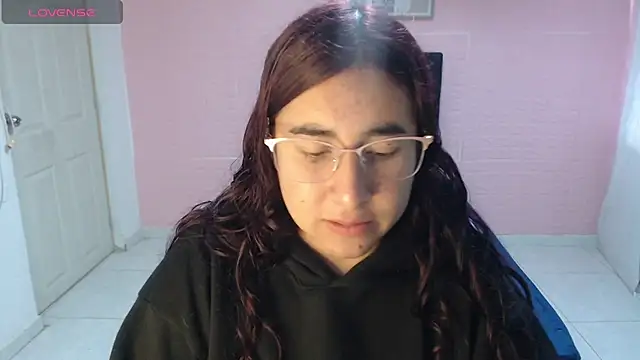 Snapshot of celeste16092020 chatting on May 28, 1:30 pm celeste16092020 online show from May 28, 1:30 pm