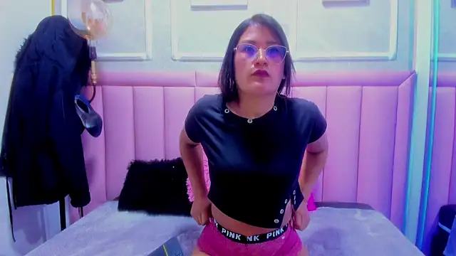 Sophie pink78 online show from May 13, 1:08 pm