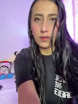 Snapshot of my__aleja chatting on May 15, 5:42 pm my aleja online show from May 15, 5:42 pm