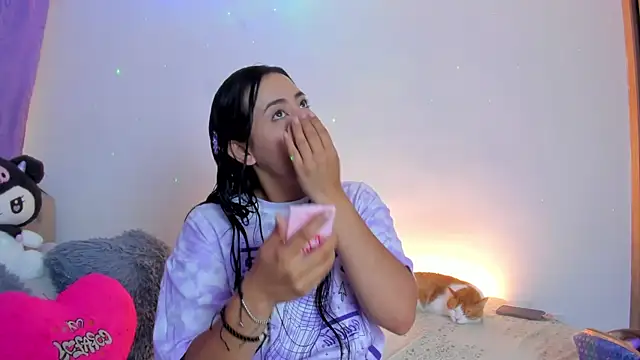 Snapshot of my__aleja chatting on July 11, 9:23 am my aleja online show from July 11, 9:23 am