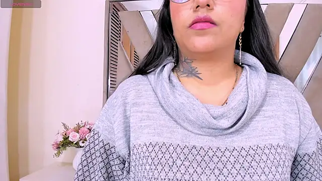 Snapshot of haeily_ruiz chatting on May 9, 6:07 am haeily ruiz online show from May 9, 6:07 am