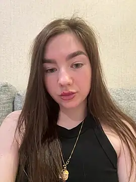 Kira711q online show from May 26, 2:02 pm