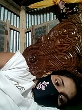 Snapshot of Sexy_vabi-97 chatting on May 24, 9:31 pm Sexy vabi-97 online show from May 24, 9:31 pm
