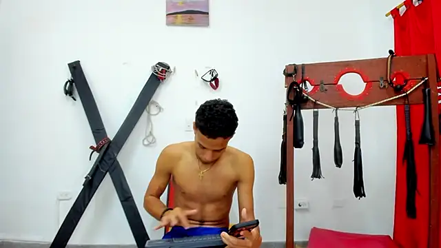 friends lust latin online show from May 16, 6:17 pm