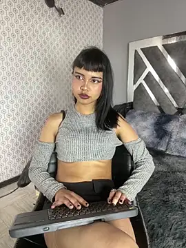 Snapshot of AntonellaCooper_Pink chatting on May 12, 5:32 pm AntonellaCooper Pink online show from May 12, 5:32 pm