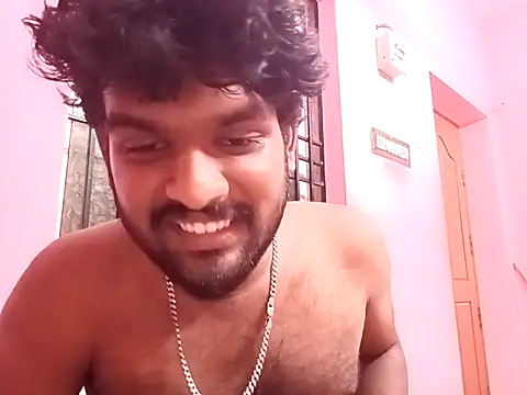 Snapshot of yasshhhh050 chatting on May 9, 5:18 pm yasshhhh050 online show from May 9, 5:18 pm