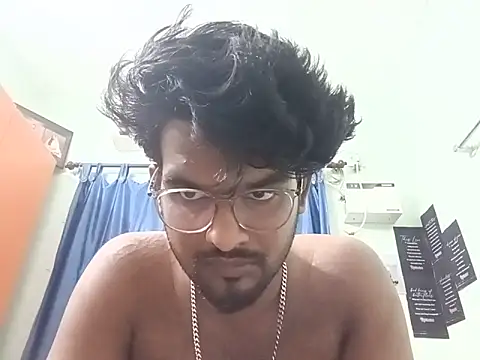 Snapshot of yasshhhh050 chatting on May 17, 4:58 pm yasshhhh050 online show from May 17, 4:58 pm