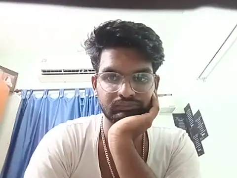 Snapshot of yasshhhh050 chatting on May 27, 5:10 pm yasshhhh050 online show from May 27, 5:10 pm