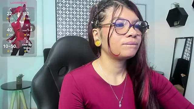 Snapshot of amelie_furtado chatting on July 2, 2:34 pm amelie furtado online show from July 2, 2:34 pm