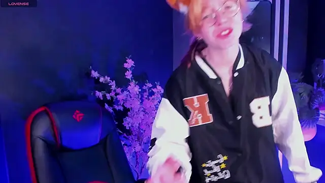 FoxxyyPolly online show from May 30, 5:26 am