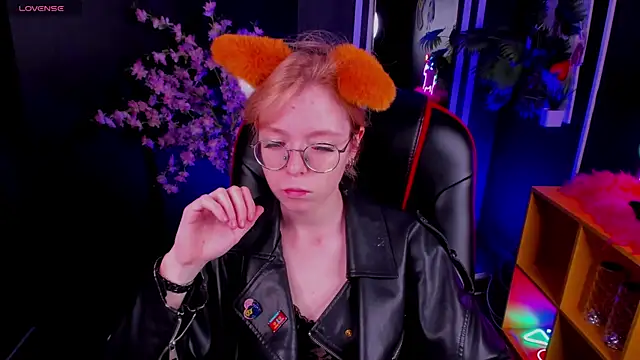FoxxyyPolly online show from July 3, 5:14 am
