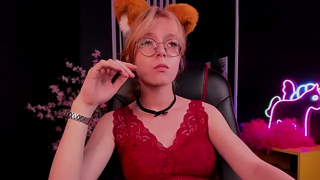 FoxxyyPolly online show from July 5, 5:14 am