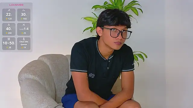 Iam erick online show from May 22, 1:57 am