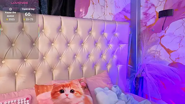 Luna Sissy  online show from July 14, 9:53 pm