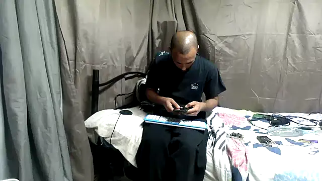 Camodick online show from April 7, 12:33 am