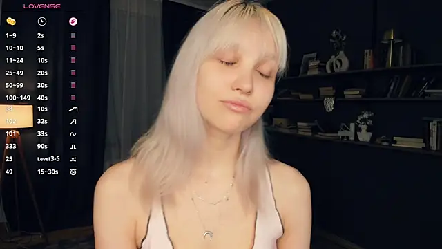 DelorisDetrich online show from May 27, 7:44 pm