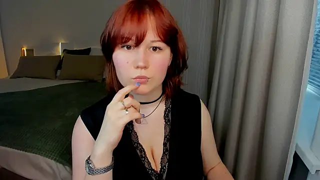 Snapshot of MiaLacrice chatting on May 29, 11:19 am MiaLacrice online show from May 29, 11:19 am