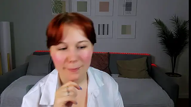 Snapshot of MiaLacrice chatting on May 30, 7:22 pm MiaLacrice online show from May 30, 7:22 pm