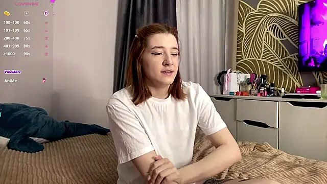 Snapshot of EwaDerobertis chatting on May 29, 2:15 pm EwaDerobertis online show from May 29, 2:15 pm