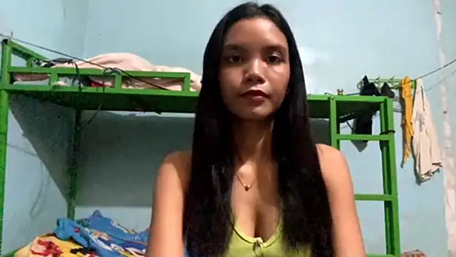 Snapshot of ValeryCatledge chatting on May 19, 2:23 pm ValeryCatledge online show from May 19, 2:23 pm