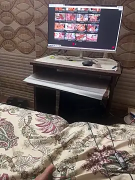 Snapshot of Muslimali chatting on May 14, 1:18 pm Muslimali online show from May 14, 1:18 pm