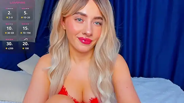 Snapshot of SabrinaKarter chatting on May 26, 2:13 pm SabrinaKarter online show from May 26, 2:13 pm