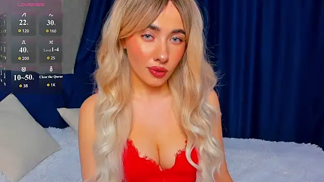 Snapshot of SabrinaKarter chatting on May 27, 1:52 pm SabrinaKarter online show from May 27, 1:52 pm