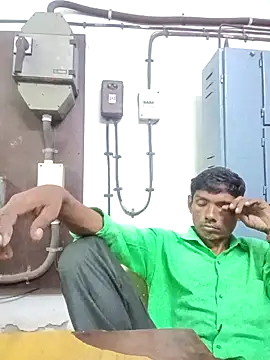 Hot-Parinda200 online show from May 28, 8:00 am