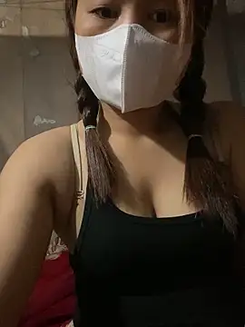 Cute-Sexyy online show from May 21, 2:24 pm