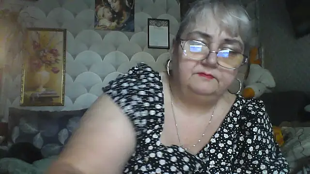 MarinaFarina53 online show from July 14, 3:55 am
