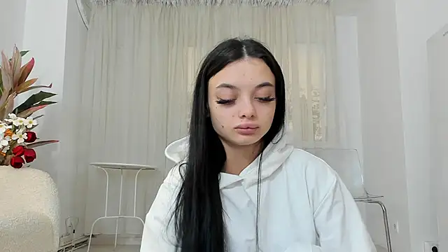Snapshot of RachellRavee chatting on May 10, 4:39 am RachellRavee online show from May 10, 4:39 am