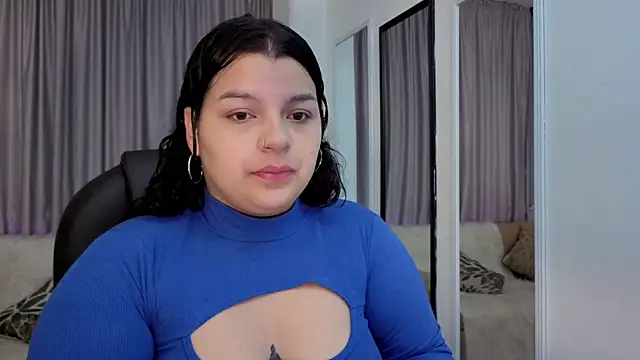saraah taylorr online show from May 21, 10:44 am